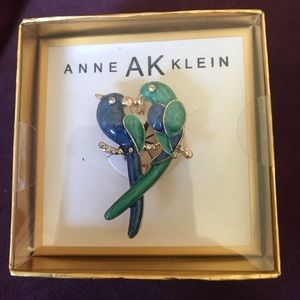 Anne Klein Pin / Brooch Enameled and Crystals Lovebirds Birds NEW